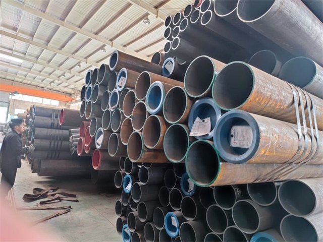 屯昌35#高压无缝钢管